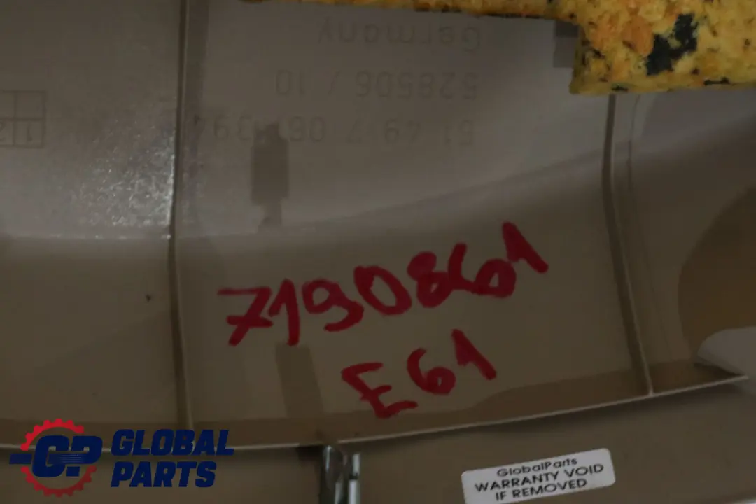 Verkleidung Heckklappe Unten Cremebeige 7061394 für BMW 5 er E61 mit Teilenummer 7190861 BMW 5 er E61 Verkleidung Heckklappe Unten Cremebeige 7061394 - SKU 7190861 - Teilenummer 7190861