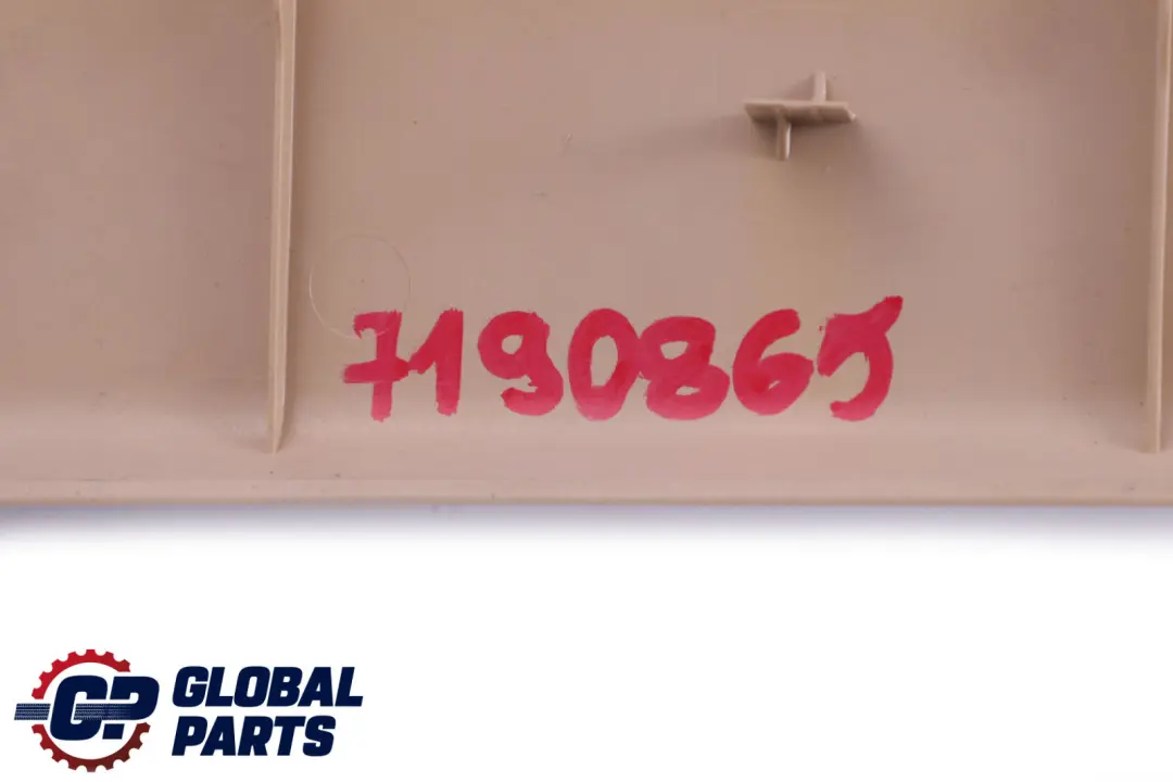 Verkleidung Heckklappe Oben Innen Beige für BMW 5 er E61 E61N LCI mit Teilenummer 7190865 BMW 5 er E61 E61N LCI Verkleidung Heckklappe Oben Innen Beige - SKU 7190865 - Teilenummer 7190865