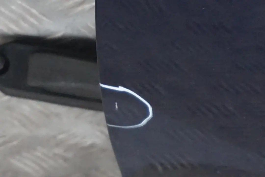 Fahrerseite Tür Vorne Links Tiefseeblau Blau Metallic - A76 für BMW 1 er E87 mit Teilenummer 7191011 BMW 1 er E87 Fahrerseite Tür Vorne Links Tiefseeblau Blau Metallic - A76 - SKU 7191011-DSB - Teilenummer 7191011
