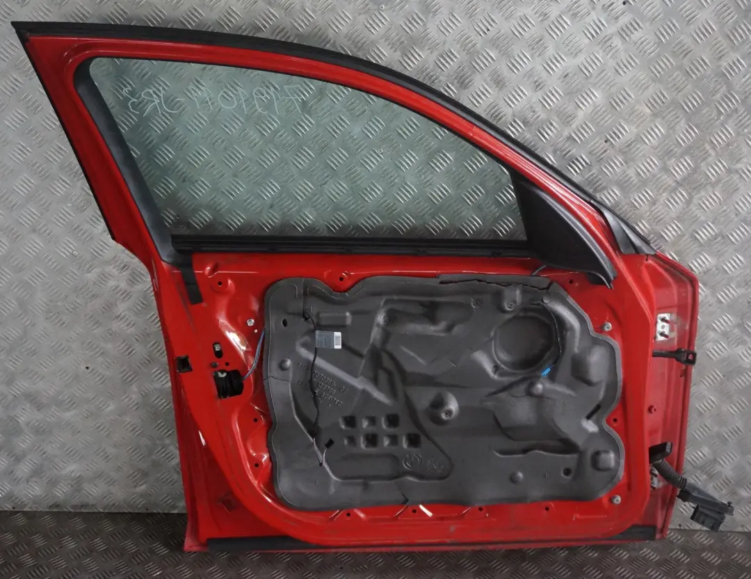 Door Front Left N/S Japanrot Japan Red Rot- 438 to BMW 1 Series 3 E87 with Part number 7191011 BMW 1 Series 3 E87 Door Front Left N/S Japanrot Japan Red Rot- 438 - SKU 7191011-JR3 - Part number 7191011