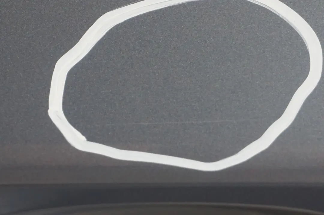 Puerta Delantera Izquierda Quarzblau Azul Metalizado A18 para BMW E87 E87N con número de pieza 7191011 BMW E87 E87N Puerta Delantera Izquierda Quarzblau Azul Metalizado A18 - SKU 7191011-QB6 - Número de pieza 7191011