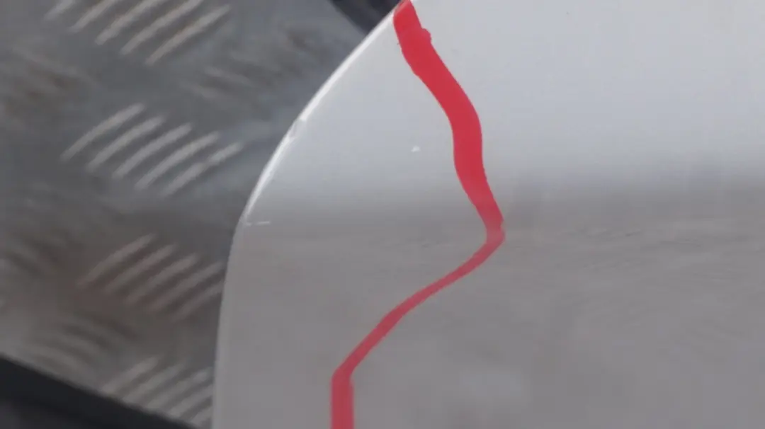 Cote Conducteur Porte avant Gauche Argent Titane Metallise pour BMW E87 LCI à propos du numéro de pièce 7191011 BMW E87 LCI Cote Conducteur Porte avant Gauche Argent Titane Metallise - SKU 7191011-TS - Numéro de pièce 7191011