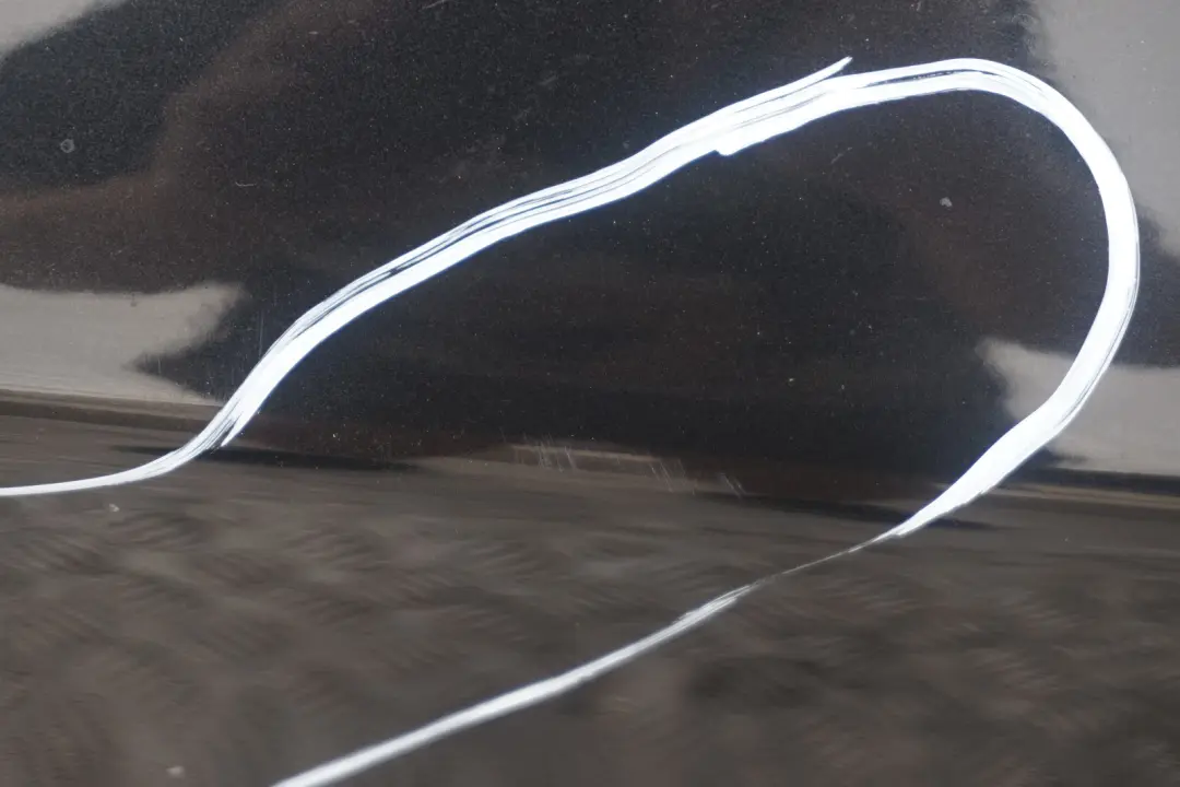 Droite Noir Saphir Metallise - 475 pour BMW E87 E87N LCI Porte Avant à propos du numéro de pièce 7191012 BMW E87 E87N LCI Porte Avant Droite Noir Saphir Metallise - 475 - SKU 7191012-BS13 - Numéro de pièce 7191012