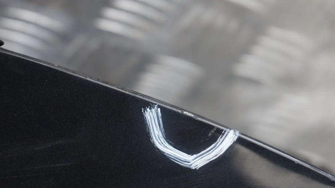 Door Front Right O/S Black Sapphire Metallic - 475 to BMW 1 SERIES 20 E87 E87N with Part number 7191012 BMW 1 SERIES 20 E87 E87N Door Front Right O/S Black Sapphire Metallic - 475 - SKU 7191012-BS20 - Part number 7191012