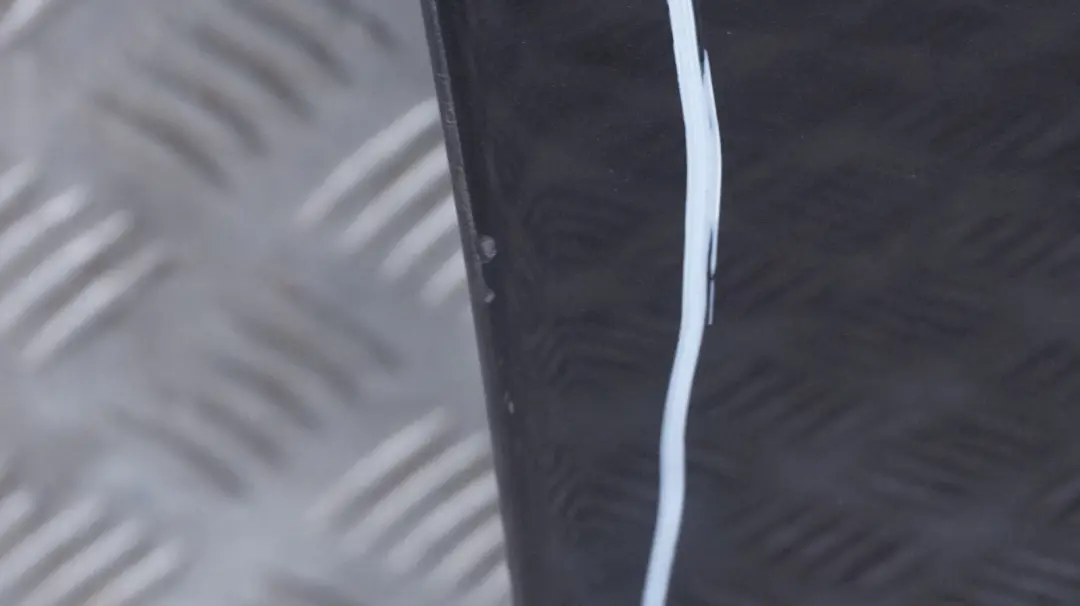 drzwi prawe przednie black saphire 475 do BMW 1 E87 o numerze 7191012 BMW 1 E87 drzwi prawe przednie black saphire 475 - SKU 7191012-BS23 - Numer Części 7191012