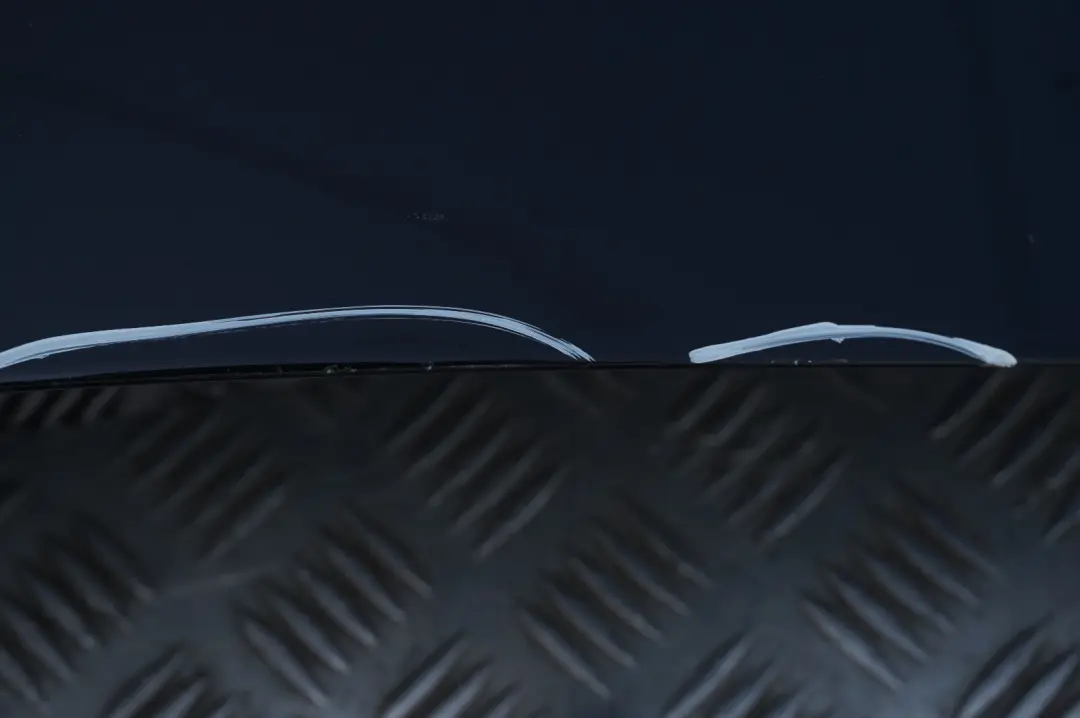 drzwi prawe przednie black saphire 475 do BMW 1 E87 o numerze 7191012 BMW 1 E87 drzwi prawe przednie black saphire 475 - SKU 7191012-BS27 - Numer Części 7191012