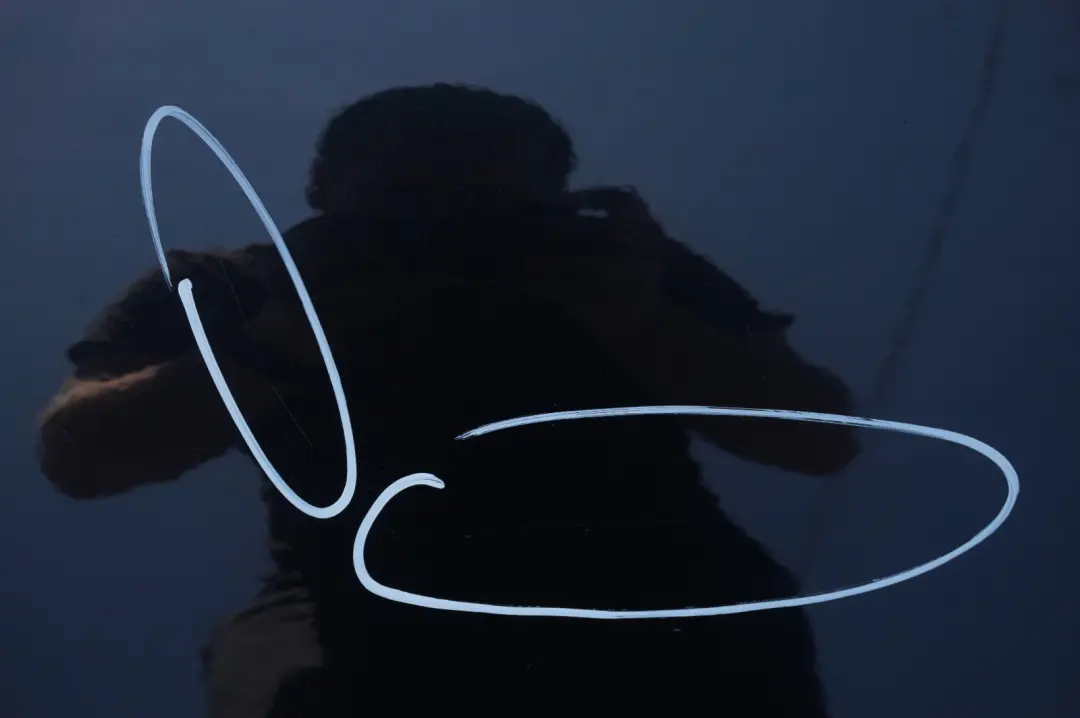 Door Front Right O/S Black Sapphire Metallic - 475 to BMW 1 SERIES 27 E87 E87N with Part number 7191012 BMW 1 SERIES 27 E87 E87N Door Front Right O/S Black Sapphire Metallic - 475 - SKU 7191012-BS27 - Part number 7191012