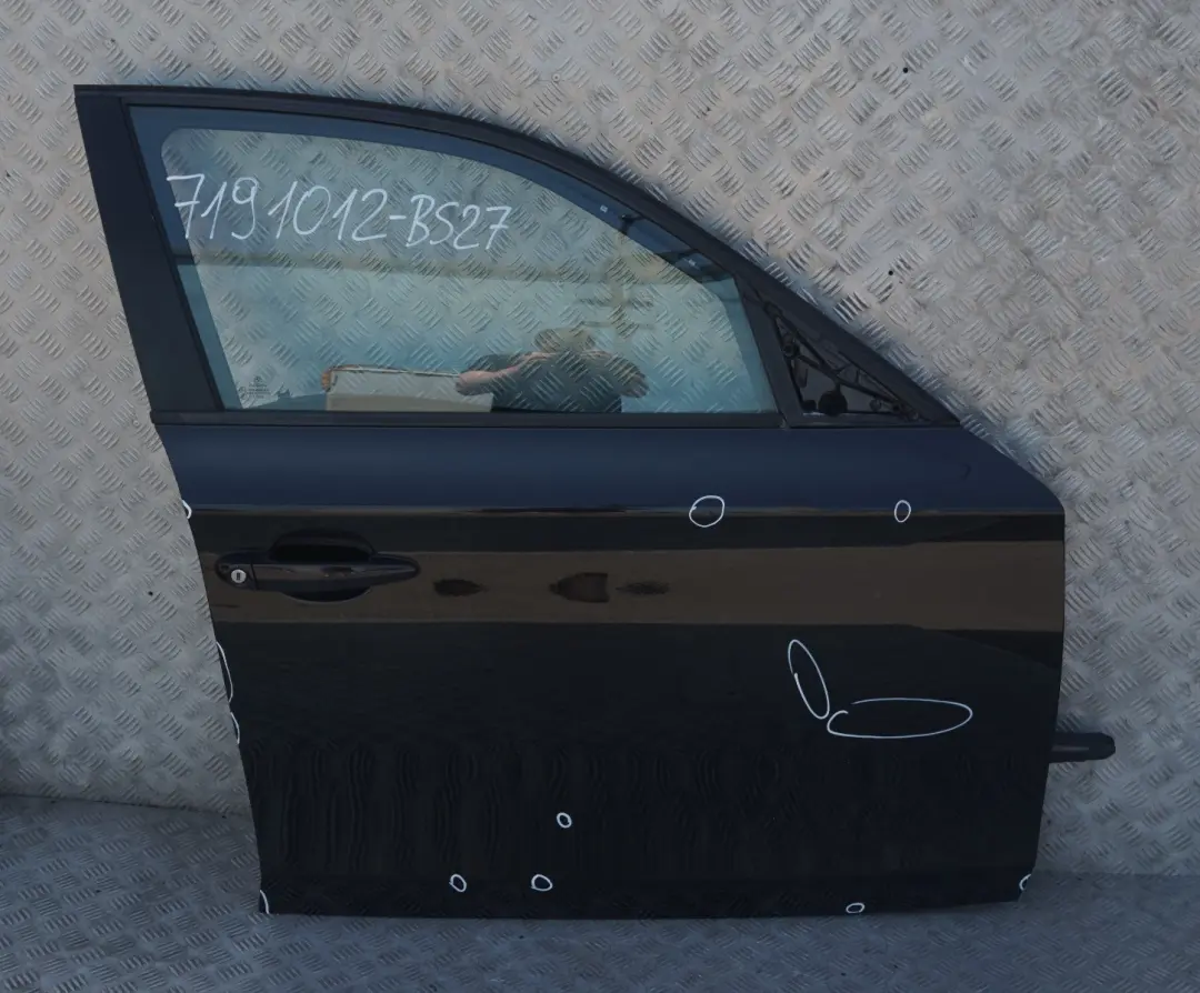 Door Front Right O/S Black Sapphire Metallic - 475 to BMW 1 SERIES 27 E87 E87N with Part number 7191012 BMW 1 SERIES 27 E87 E87N Door Front Right O/S Black Sapphire Metallic - 475 - SKU 7191012-BS27 - Part number 7191012