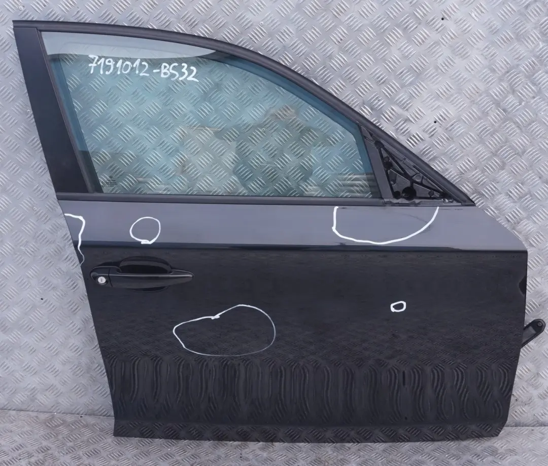 drzwi prawe przednie black saphire 475 do BMW 1 E87 o numerze 7191012 BMW 1 E87 drzwi prawe przednie black saphire 475 - SKU 7191012-BS32 - Numer Części 7191012