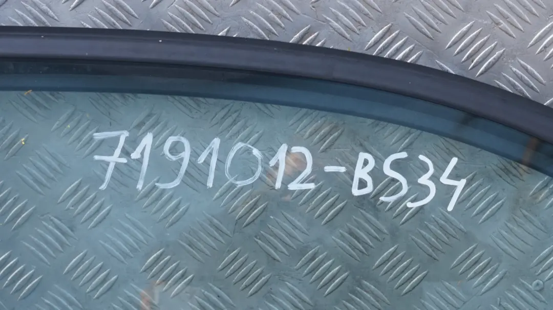 Beifahrer Tür vorne rechts Black Sapphire Metallic 475 für BMW 1 er E87 LCI mit Teilenummer 7191012 BMW 1 er E87 LCI Beifahrer Tür vorne rechts Black Sapphire Metallic 475 - SKU 7191012-BS34 - Teilenummer 7191012