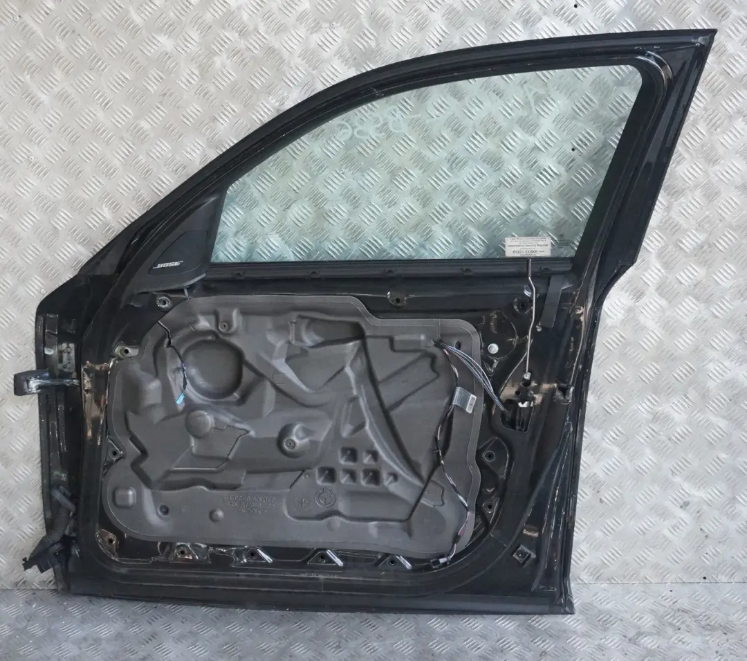 Door Front Right O/S Black Sapphire Metallic - 475 to BMW 1 Series 36 E87 with Part number 7191012 BMW 1 Series 36 E87 Door Front Right O/S Black Sapphire Metallic - 475 - SKU 7191012-BS36 - Part number 7191012