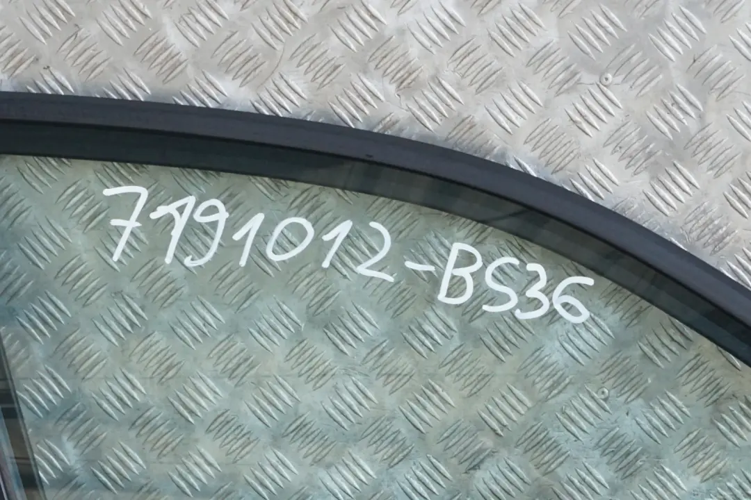 Beifahrer Tür vorne rechts Black Sapphire Metallic 475 für BMW 1 er E87 LCI mit Teilenummer 7191012 BMW 1 er E87 LCI Beifahrer Tür vorne rechts Black Sapphire Metallic 475 - SKU 7191012-BS36 - Teilenummer 7191012