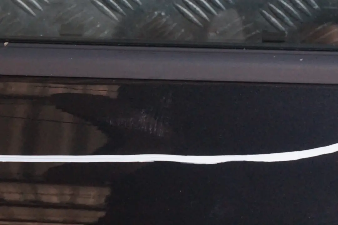 Door Front Right O/S Black Sapphire Metallic - 475 to BMW 1 Series 36 E87 with Part number 7191012 BMW 1 Series 36 E87 Door Front Right O/S Black Sapphire Metallic - 475 - SKU 7191012-BS36 - Part number 7191012