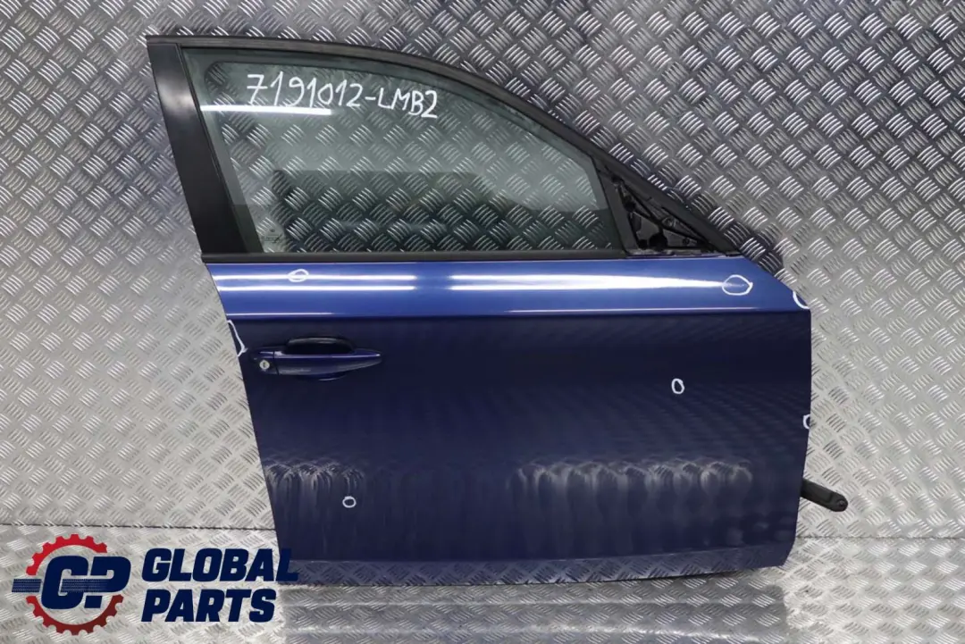 Droite le Mans Bleu Metallise 381 pour BMW E87 Porte avant à propos du numéro de pièce 7191012 BMW E87 Porte avant Droite le Mans Bleu Metallise 381 - SKU 7191012-LMB2 - Numéro de pièce 7191012