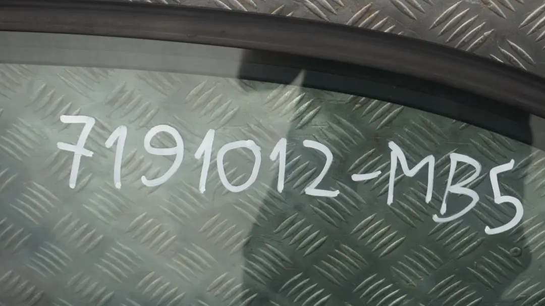 BMW 1 SERIES 5 E87 E87N Door Front Right O/S Monacoblau Monaco Blau Blue - A35 - SKU 7191012-MB5 - Part number 7191012