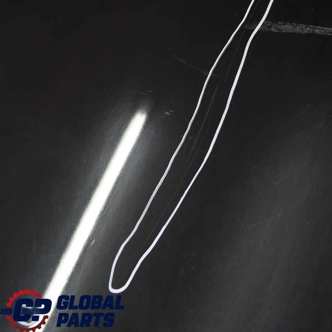 Porta Anteriore Destra Schwarz 2 Black - 668 per BMW E87 con numero di parte 7191012 BMW E87 Porta Anteriore Destra Schwarz 2 Black - 668 - SKU 7191012-SCH3 - Numero di parte 7191012