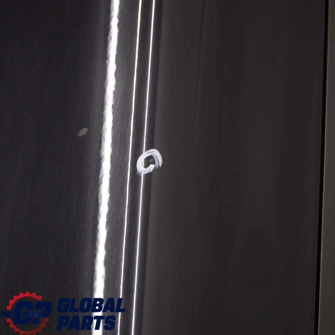 Porta Anteriore Destra Schwarz 2 Black - 668 per BMW E87 con numero di parte 7191012 BMW E87 Porta Anteriore Destra Schwarz 2 Black - 668 - SKU 7191012-SCH4 - Numero di parte 7191012