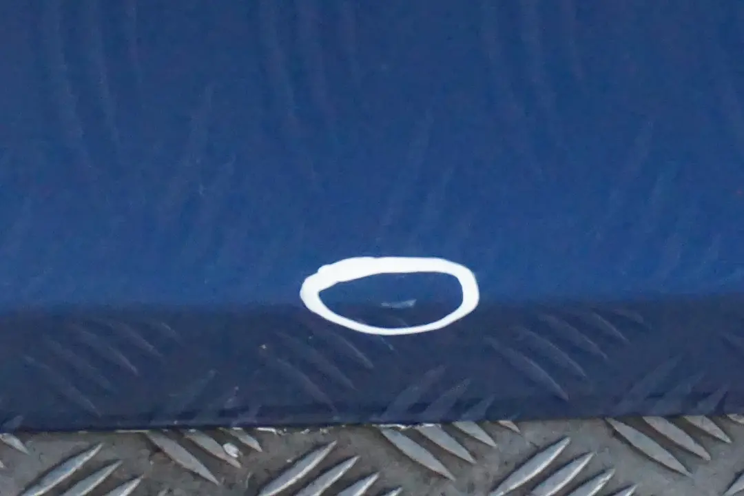 Droite Bleu de Sydney Bleu Metallise A19 pour BMW E87 Porte avant à propos du numéro de pièce 7191012 BMW E87 Porte avant Droite Bleu de Sydney Bleu Metallise A19 - SKU 7191012-SYD10 - Numéro de pièce 7191012