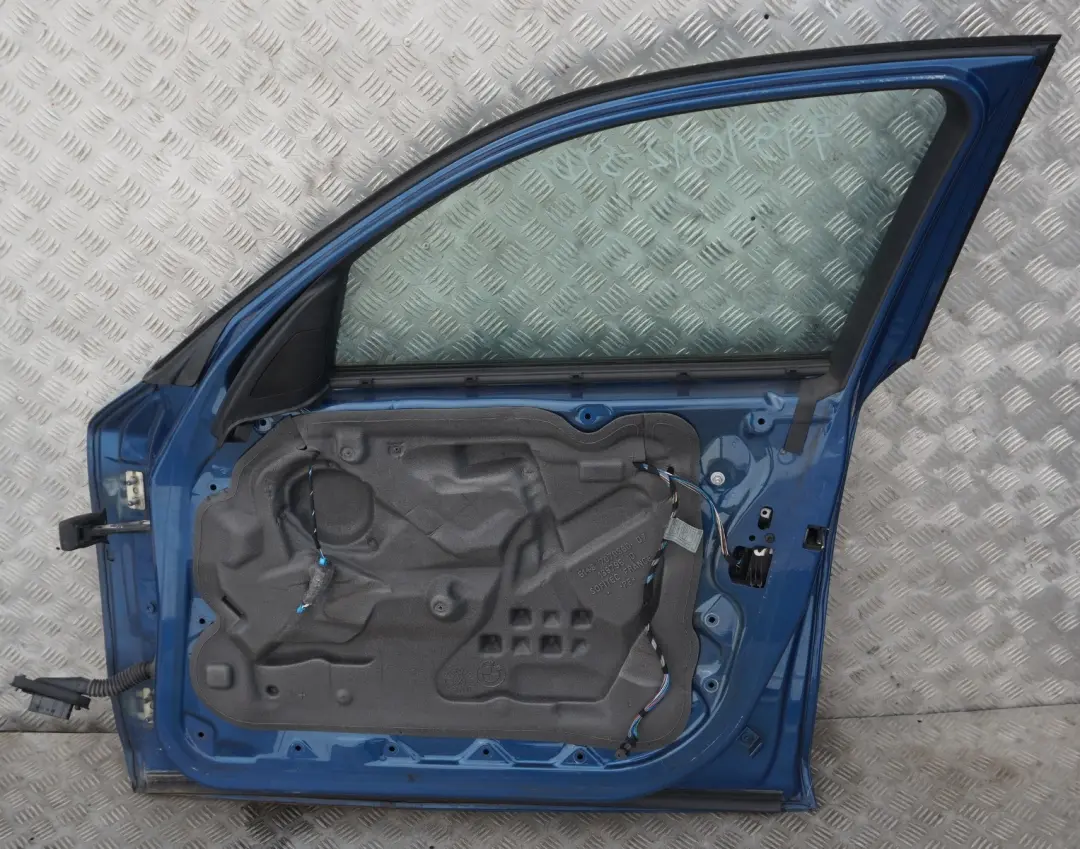 Door Front Right O/S Sydneyblau Sydney Blau Blue to BMW 1 Series 14 E87 E87N LCI with Part number 7191012 BMW 1 Series 14 E87 E87N LCI Door Front Right O/S Sydneyblau Sydney Blau Blue - SKU 7191012-SYD14 - Part number 7191012