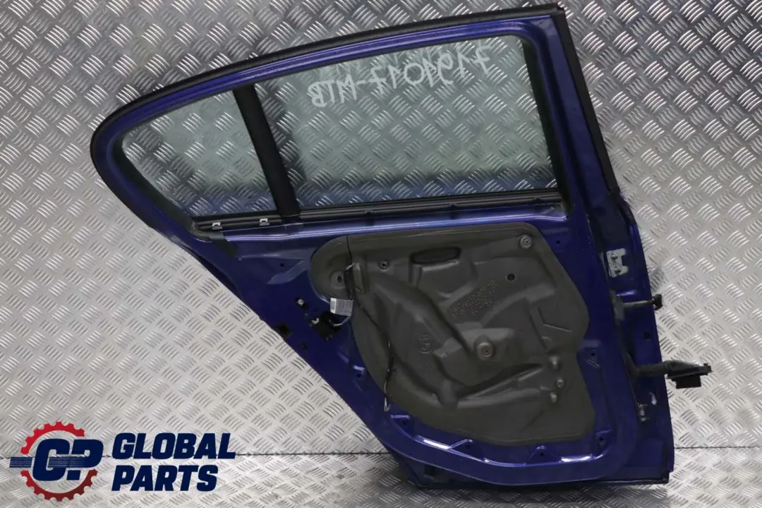 Puerta Trasera Izquierda Montegoblau Montego Blau Azul Metalizado para BMW E87 E87N con número de pieza 7191017 BMW E87 E87N Puerta Trasera Izquierda Montegoblau Montego Blau Azul Metalizado - SKU 7191017-MTB - Número de pieza 7191017