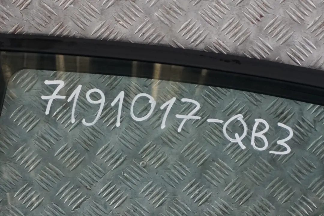 Door Rear Left N/S Quarzblau Blue Metallic - A18 to BMW 1 Series 3 E87 with Part number 7191017 BMW 1 Series 3 E87 Door Rear Left N/S Quarzblau Blue Metallic - A18 - SKU 7191017-QB3 - Part number 7191017