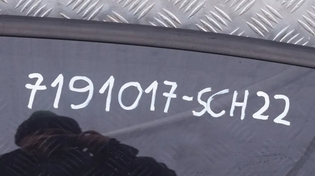 BMW E87 drzwi lewe tylne lewy tył schwarz II 668 - SKU 7191017-SCH22 - Numer Części 7191017