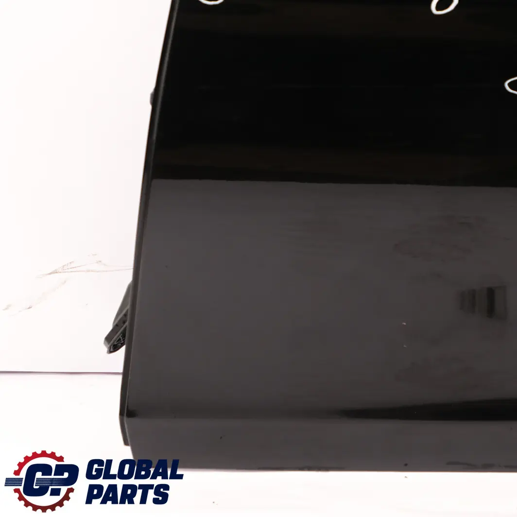 Door Rear Left N/S Schwarz 2 Black - 668 to BMW 1 Series 4 E87 with Part number 7191017 BMW 1 Series 4 E87 Door Rear Left N/S Schwarz 2 Black - 668 - SKU 7191017-SCH4 - Part number 7191017
