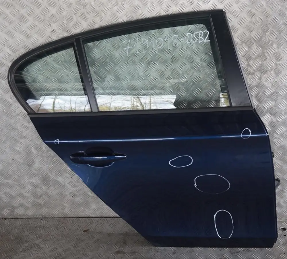 *BMW 1 er E87 Tür Hinten Rechts Tiefseeblau Blau Metallic - A76