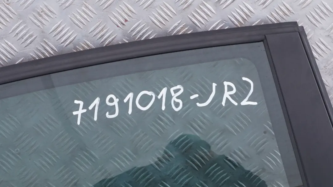 BMW 1 E87 drzwi prawe tylne tył Japanrot - SKU 7191018-JR2 - Numer Części 7191018