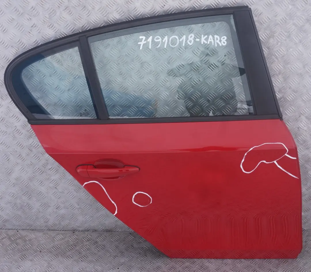 BMW 1 er 7 E87 LCI Beifahrer Tür hinten rechts Karmesinrot Rot A61 - SKU 7191018-KAR8 - Teilenummer 7191018