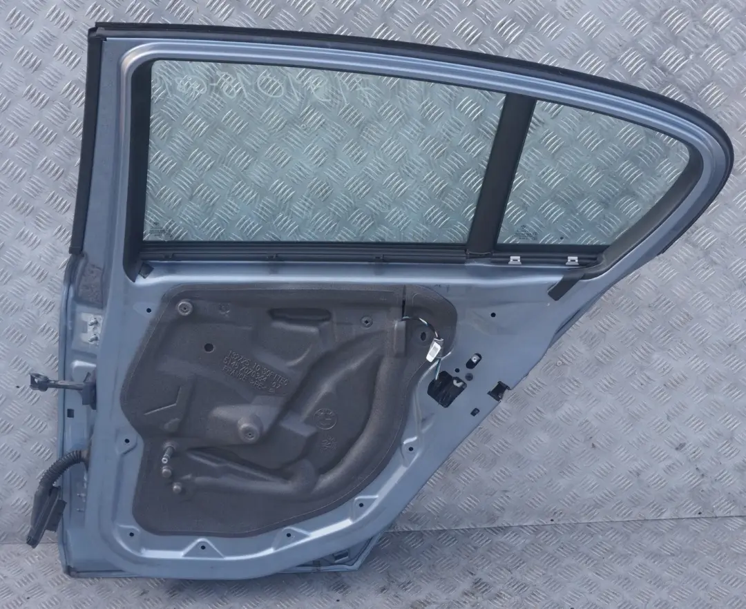 BMW 1 SERIES 19 E87 E87N Door rear right O/S Quarzblau Blau Blue Metallic - A18 - SKU 7191018-QB19 - Part number 7191018