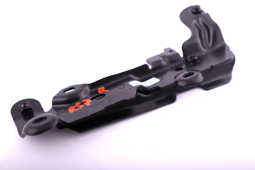 Mocowanie uchwyt dachu prawe do MINI R57 o numerze 7191144 MINI R57 Mocowanie uchwyt dachu prawe - SKU 7191144 - Numer Części 7191144