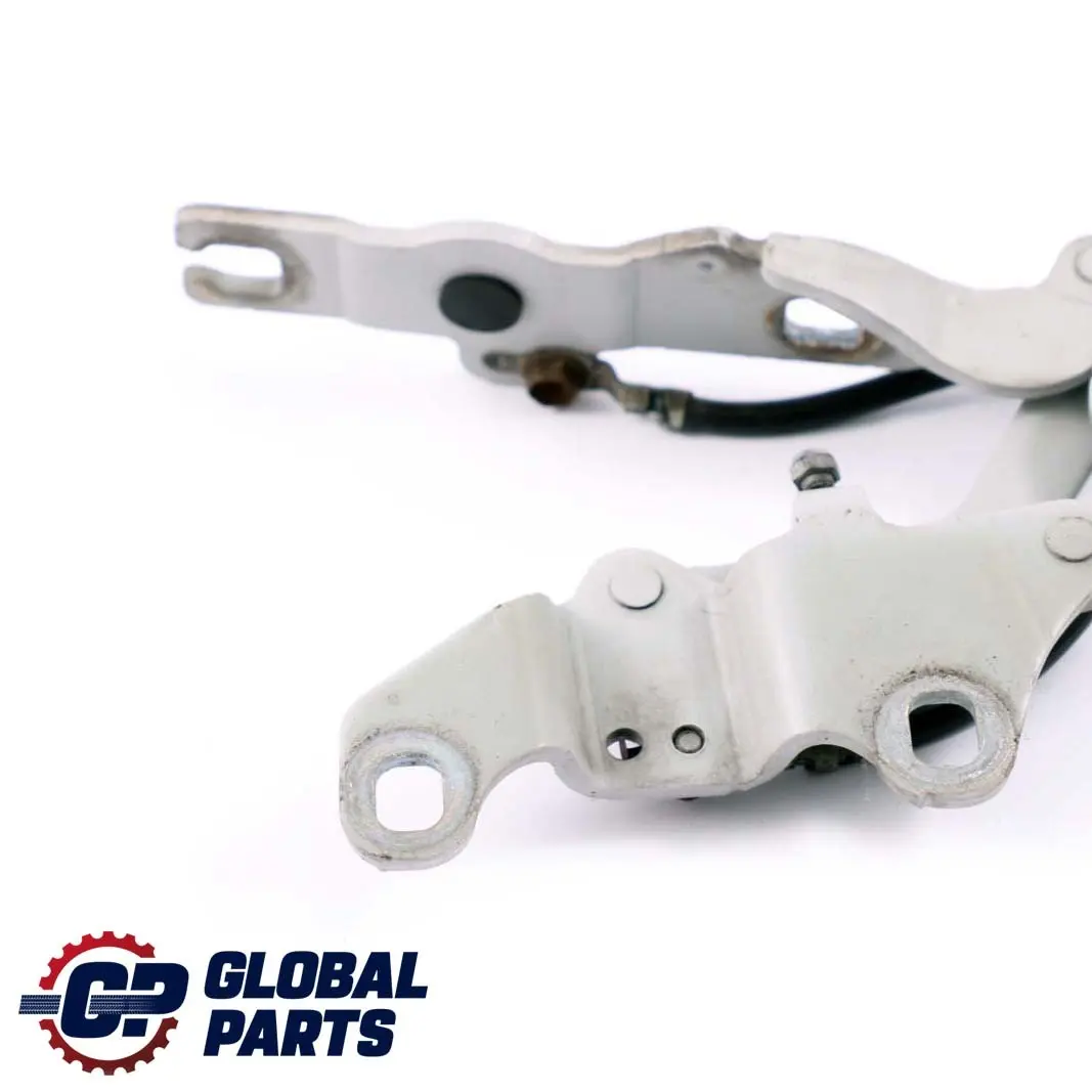 Left N/S Engine Hood Hinge Bonnet Titansilber Silver 354 to BMW 1 E81 E87 with Part number 7060559 BMW 1 E81 E87 Left N/S Engine Hood Hinge Bonnet Titansilber Silver 354 - SKU 7191213-TS - Part number 7060559