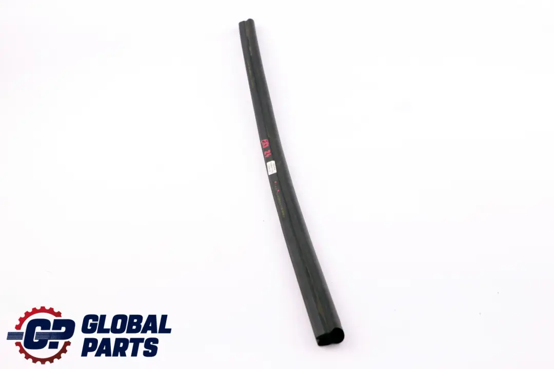 Uszczelka pokrywy bocznej maski do BMW Z4 E89 o numerze 7191515 BMW Z4 E89 Uszczelka pokrywy bocznej maski - SKU 7191515 - Numer Części 7191515