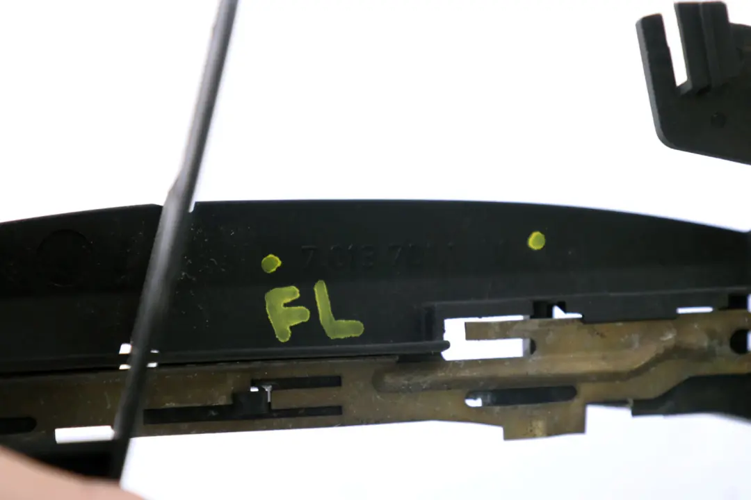 BMW E65 E66 Porton Exterior Manija Delantera Izquierda Lado Pasajero - SKU 7191573 - Número de pieza 7191573