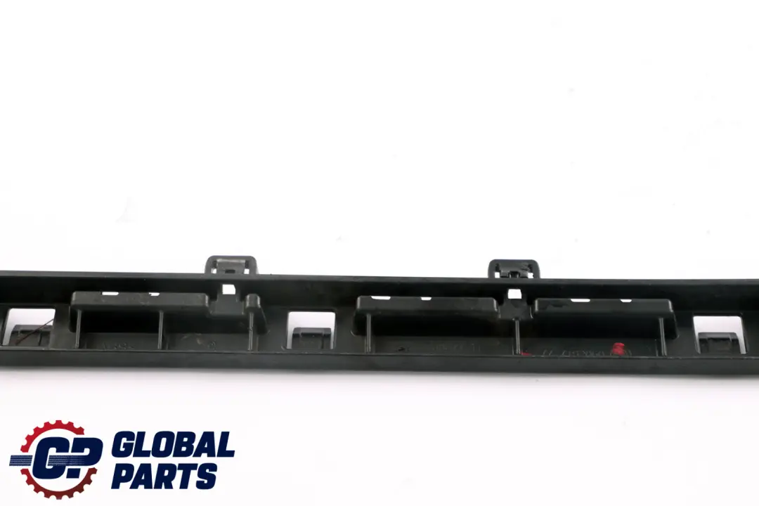 BMW Z4 E89 Couvercle de Seuil Latérale Avant Droite Support de Montage - SKU 7192060 - Numéro de pièce 7192060