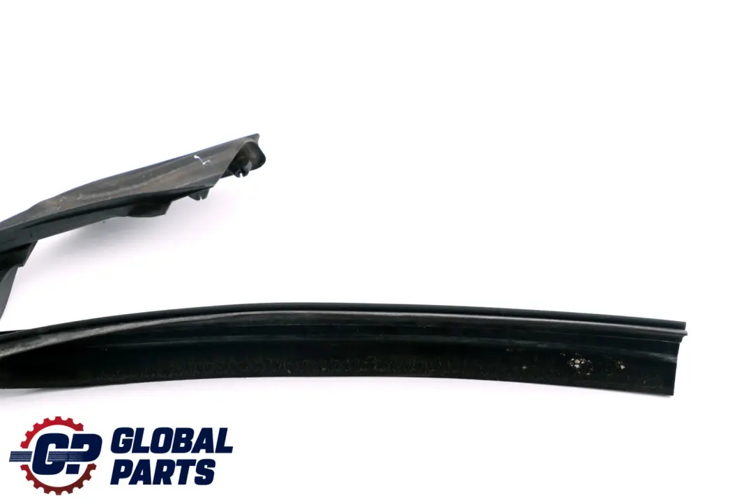 Guia Ventana Izquierda Sello Puerta Delantera para BMW Serie Z4 E89 con número de pieza 7192287 BMW Serie Z4 E89 Guia Ventana Izquierda Sello Puerta Delantera - SKU 7192287 - Número de pieza 7192287