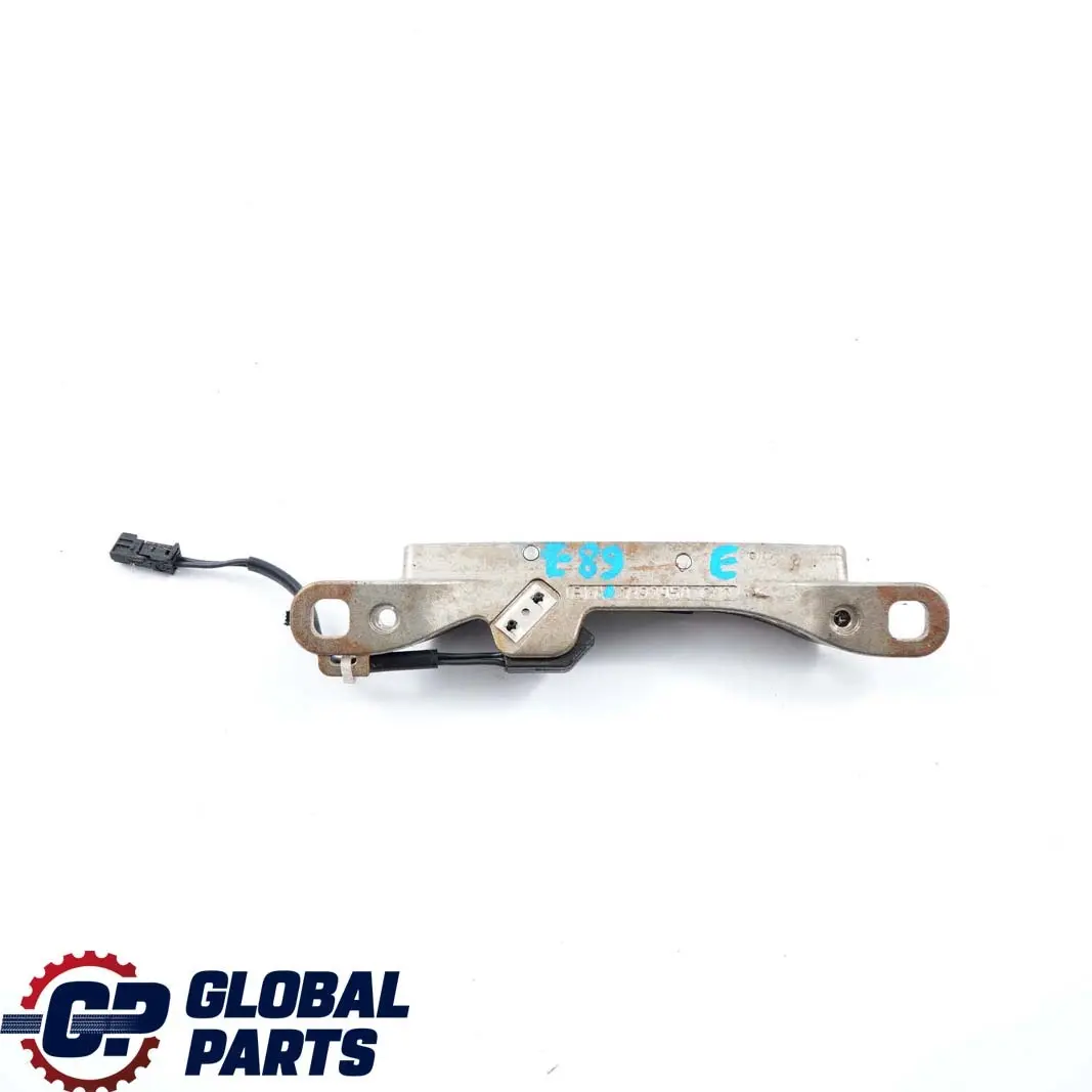 Plaque de base du mécanisme de toit rigide pliant haut droit pour BMW Z4 E89 Roadster à propos du numéro de pièce 7192950 BMW Z4 E89 Roadster Plaque de base du mécanisme de toit rigide pliant haut droit - SKU 7192950 - Numéro de pièce 7192950