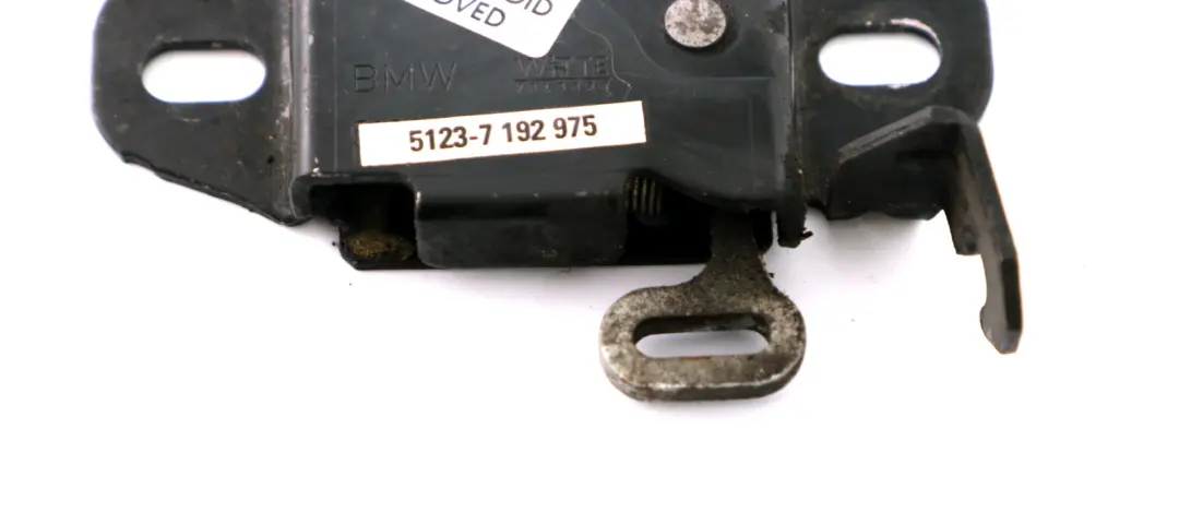 Parte Inferior Del Cierre Del Capó Izquierda N/S para BMW Z4 E85 E86 con número de pieza 7192975 BMW Z4 E85 E86 Parte Inferior Del Cierre Del Capó Izquierda N/S - SKU 7192975 - Número de pieza 7192975