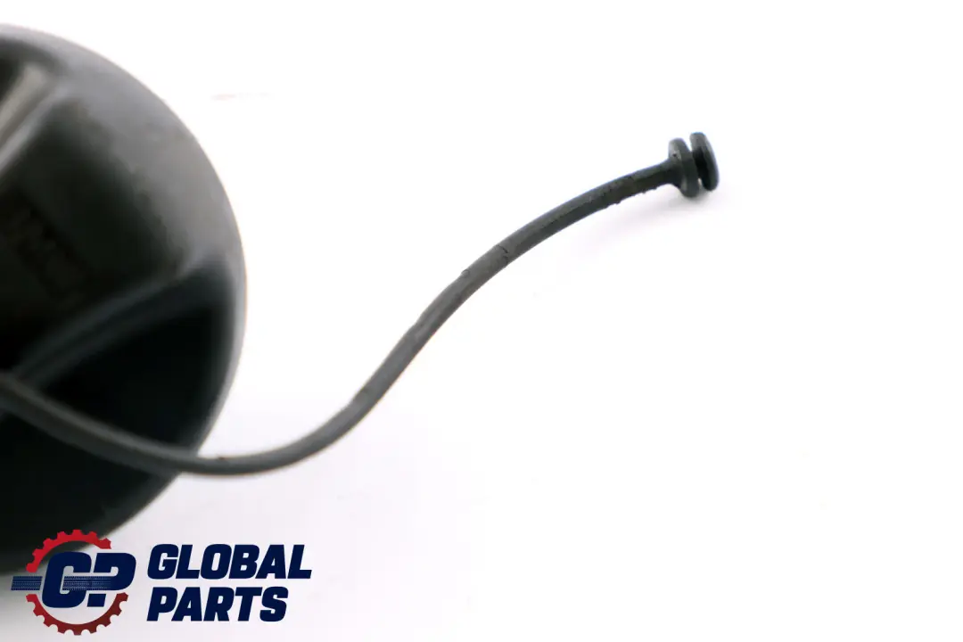 BMW E60 E81 E87 E90 E91 Couvercle reservoir essence Bouchon remplissage - SKU 7193372-1 - Numéro de pièce 7193372