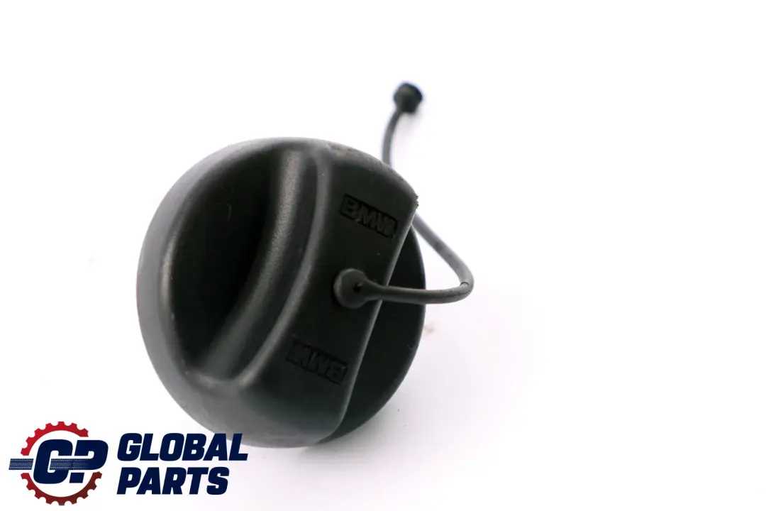 BMW E60 E65 E81 E87 E90 E91 LCI Tapa del deposito De combustible - SKU 7193372-1 - Número de pieza 7193372