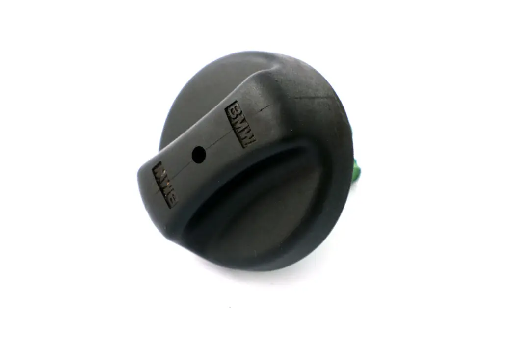 BMW E60 E65 E81 E87 E90 E91 LCI Bouchon de Reservoir - SKU 7193372 - Numéro de pièce 7193372