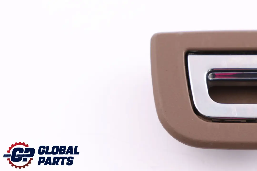 Verkleidung Gepäckraumboden Verzurröse Chrom Trüffelbraun für BMW 5 er E61 mit Teilenummer 7193699 BMW 5 er E61 Verkleidung Gepäckraumboden Verzurröse Chrom Trüffelbraun - SKU 7193699 - Teilenummer 7193699