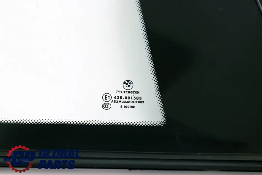 Seitenscheibe hinten rechts Glanzschwarz für BMW 1 er E81 mit Teilenummer 7194192 BMW 1 er E81 Seitenscheibe hinten rechts Glanzschwarz - SKU 7194192 - Teilenummer 7194192