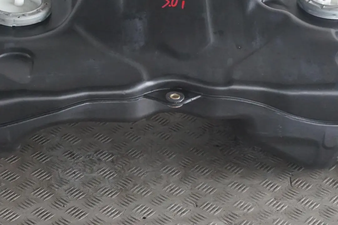 BMW E83 X3 Bak zbiornik paliwa + pompa benzyna - SKU 7194746 - Numer Części 16117194746