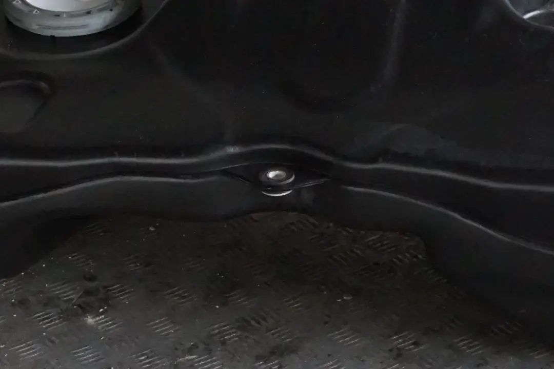 BMW X3 er E83 LCI 2.5si 3.0si N52N Komplett Kraftstofftank Benzin - SKU 7194748 - Teilenummer 7194748