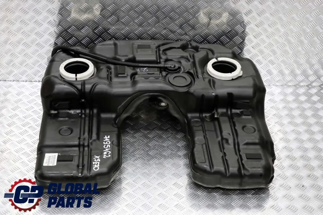 Depósito de combustible desnudo para BMW E70 E71 F15 Diesel con número de pieza 7195462 BMW E70 E71 F15 Diesel Depósito de combustible desnudo - SKU 7195462-1 - Número de pieza 7195462