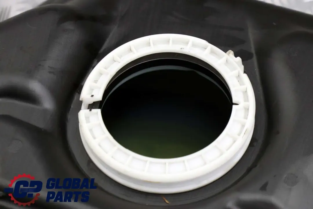 Depósito de combustible desnudo para BMW E70 E71 F15 Diesel con número de pieza 7195462 BMW E70 E71 F15 Diesel Depósito de combustible desnudo - SKU 7195462-1 - Número de pieza 7195462