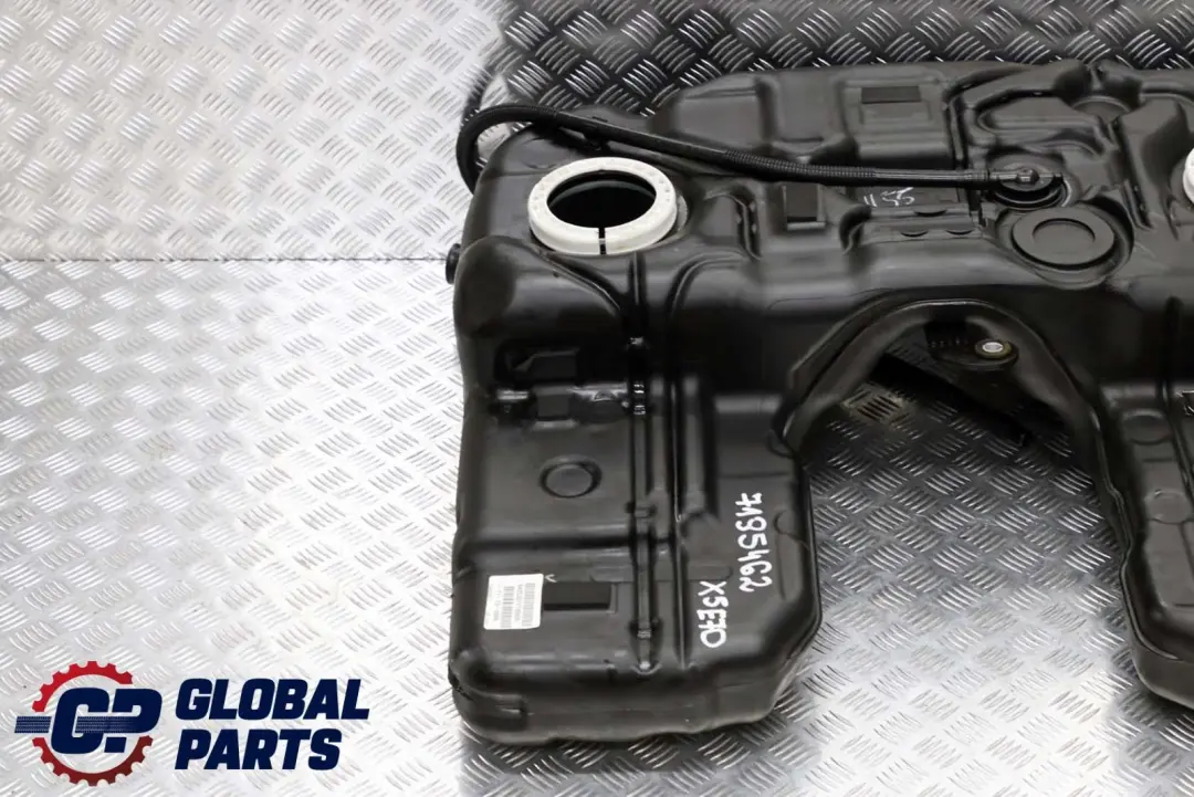 Serbatoio carburante nudo per BMW E70 E71 F15 Diesel con numero di parte 7195462 BMW E70 E71 F15 Diesel Serbatoio carburante nudo - SKU 7195462-1 - Numero di parte 7195462