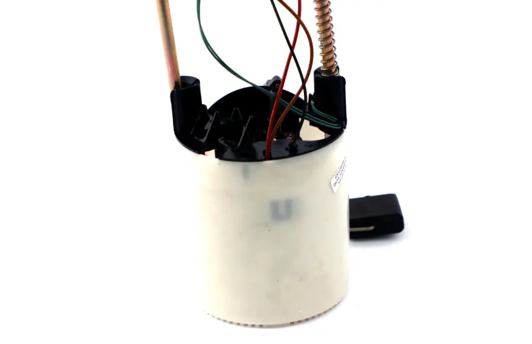BMW E81 E87 E90 E91 Fuel Pump Fuel Level Sensor Petrol Tank N45 N46 - SKU 7197075 - Part number 7197075